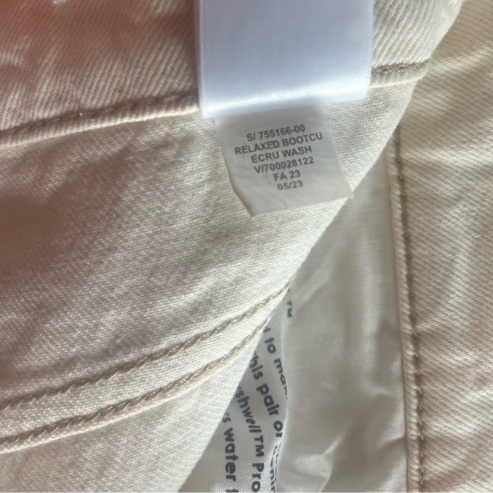Banana Republic Ecru Relaxed Bootcut Flare Jeans - Picture 5 of 13